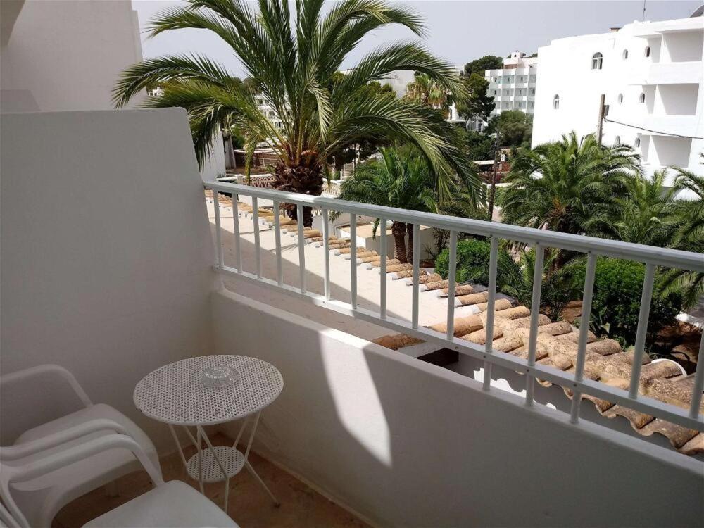 Hostal Oasis Dor Cala D´Or 外观 照片