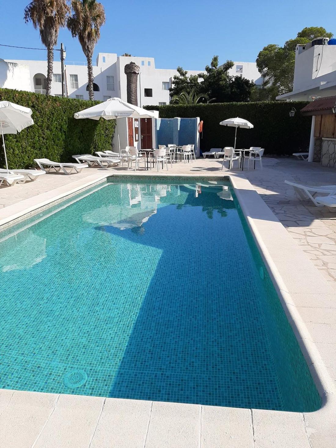 Hostal Oasis Dor Cala D´Or 外观 照片