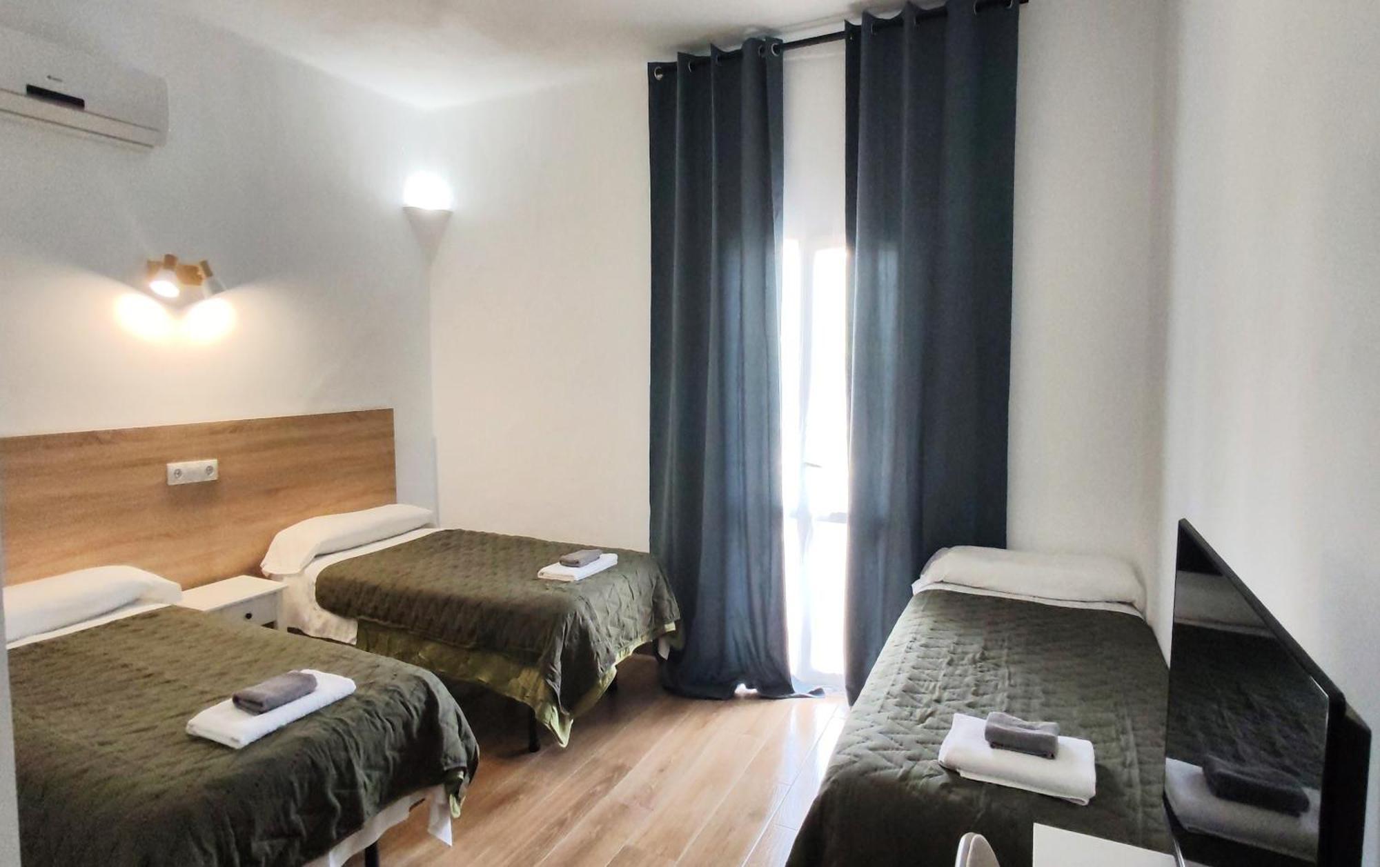 Hostal Oasis Dor Cala D´Or 外观 照片